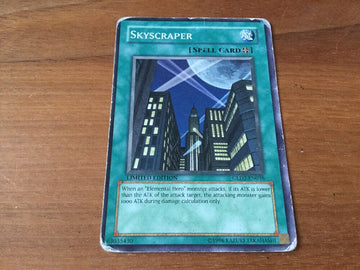 GLD2-EN038 Yugioh Limited Edition Good Condition Common Spell Skyscraper!