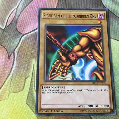 LDK2-ENY05 RIGHT ARM OF THE FORBIDDEN ONE Common 1st Edition Yugioh