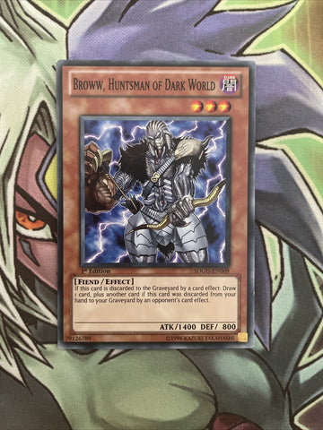 SDGU-EN009 Broww, Huntsman Of Dark World 1st Edition NM Yugioh Card