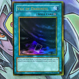 GLD2-EN043 Veil Of Darkness Gold Rare Limited Edition NM Yugioh Card