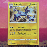 Pokemon Card Toxtricity Darkness Ablaze Cosmo Holo Rare 063/189 NM