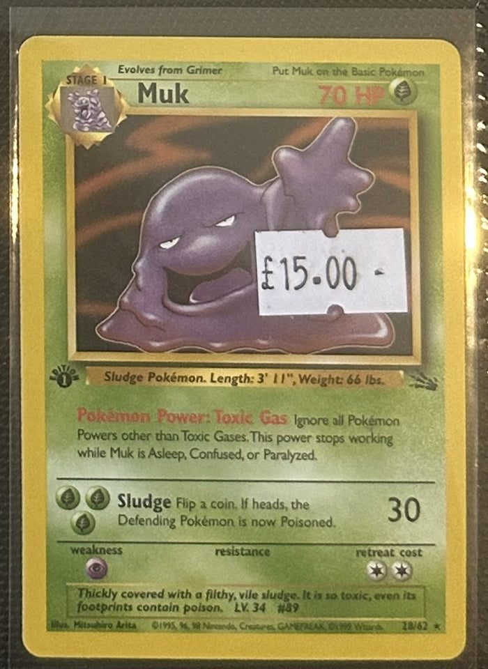 Pokemon Card Muk Fossil 1st Edition Rare 28/62 Lightly Played