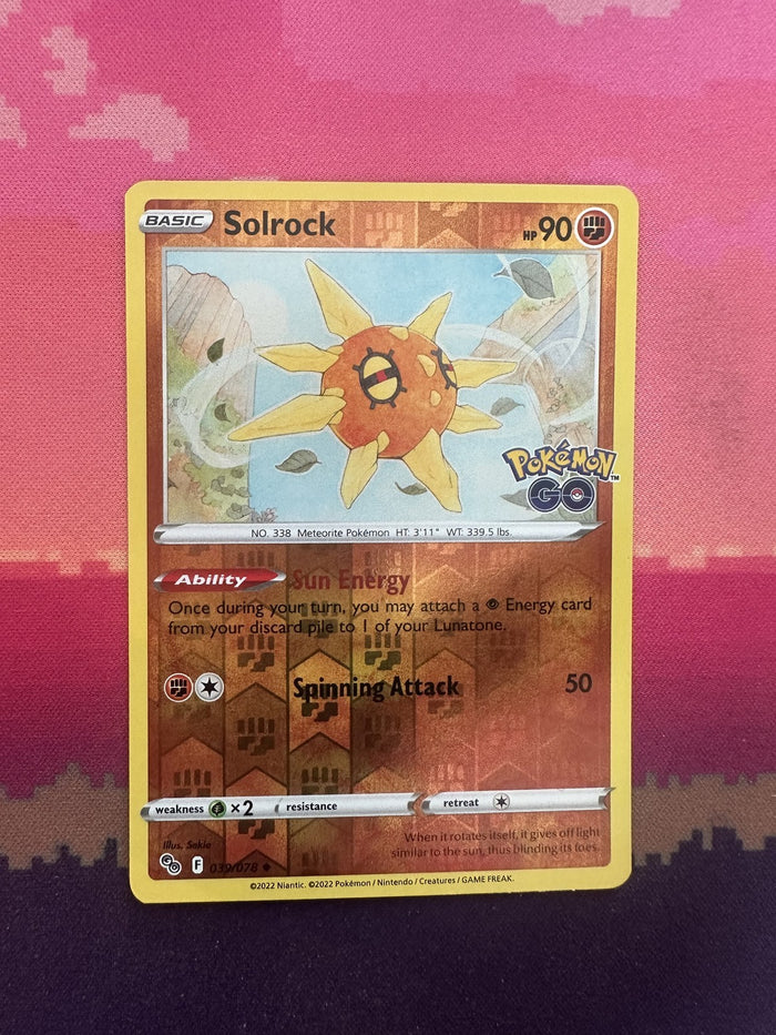 Pokemon Card Solrock Pokemon GO Reverse Holo 039/078 Near Mint