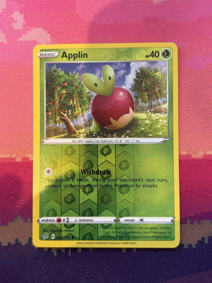 Pokemon Card Applin Rebel Clash Reverse Holo 021/192 Near Mint