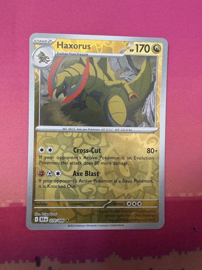Pokemon Card Haxorus Reverse Holo Black Bolt 070/086 Near Mint