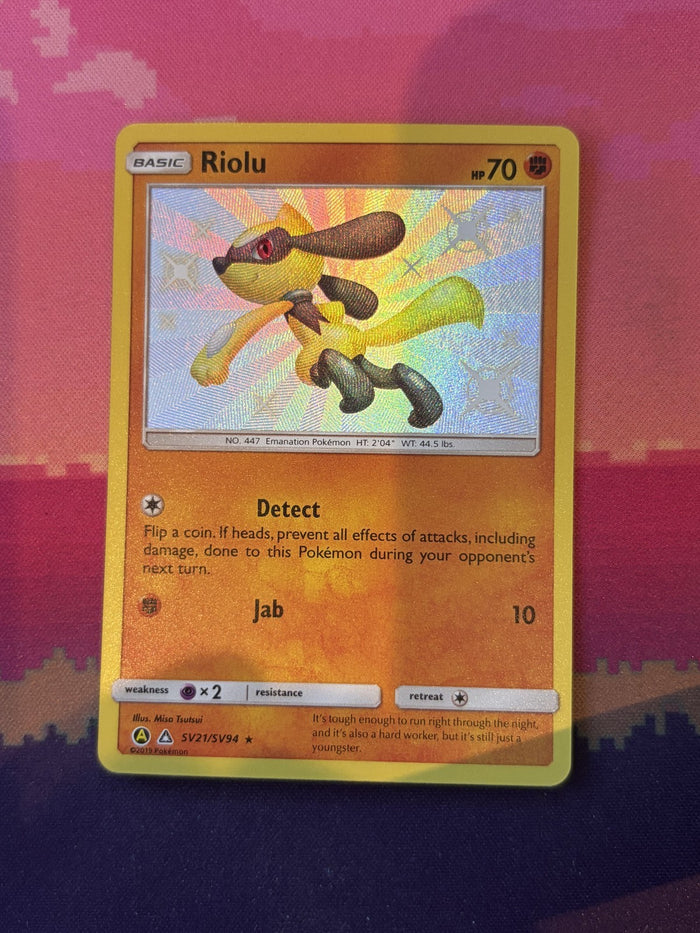 Pokemon Card Riolu Hidden Fates Holo Rare SV21/SV94 Near Mint