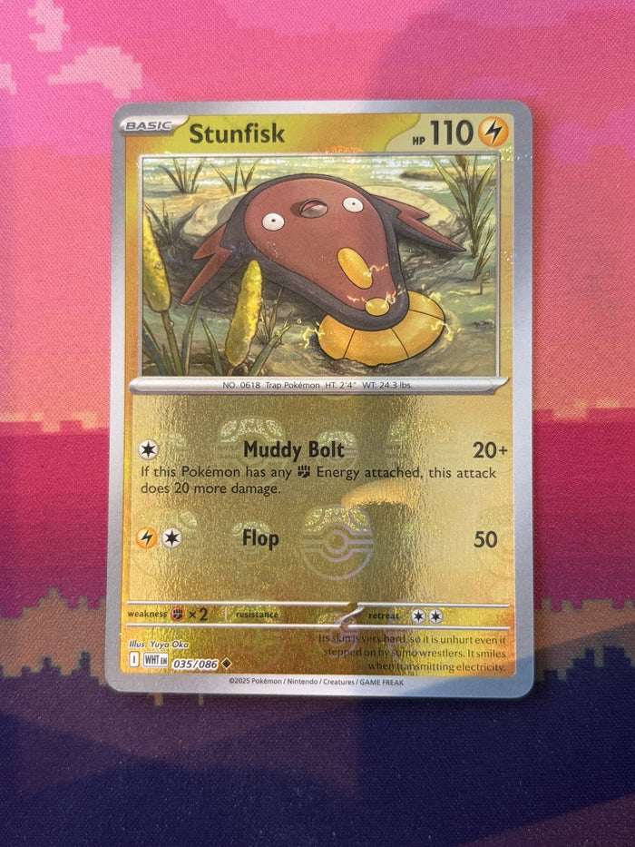 Pokemon Card Stunfisk White Flare MasterBall Reverse Holo 035/086 Near Mint