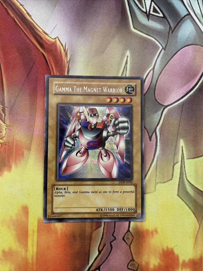 DOR-E003 YUGIOH GAMMA THE MAGNET WARRIOR PARALLEL SECRET RARE NM