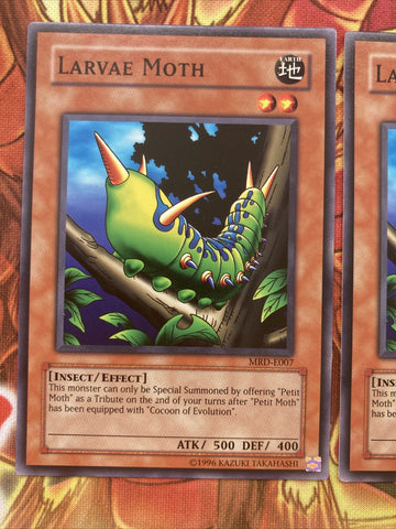 MRD E007 Yugioh | Larvae Moth × 3 | Common (back)