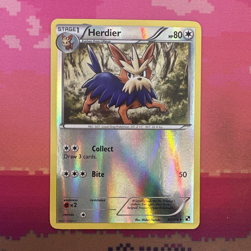 Pokemon Card Herdier Black & White Reverse Holo 82/114 NM