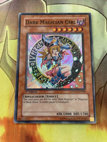 DPYG-EN008 (LP) Dark Magician Girl Super Rare 1st edition Yugioh