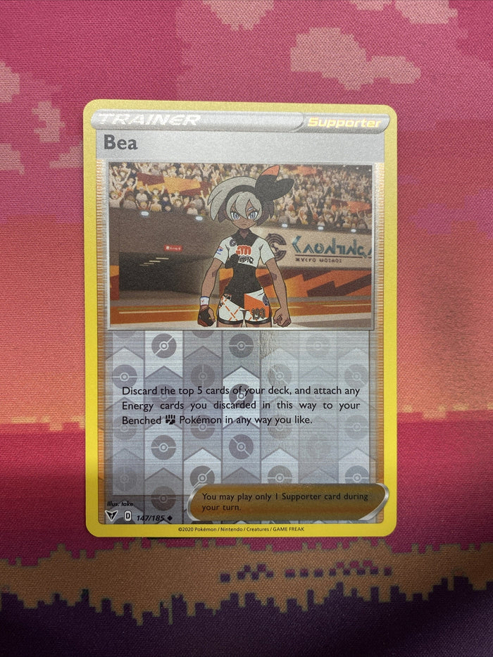 Pokemon Card Bea Vivid Voltage Reverse Holo 147/185 NM
