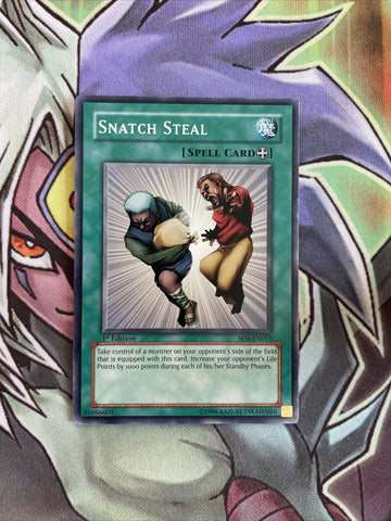 SD4-EN015 Snatch Steal Common  1st Edition NM Yugioh Card