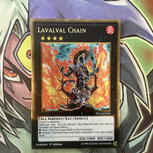 PGL2-EN044 Lavalval Chain Gold Rare 1st Edition NM Yugioh Card