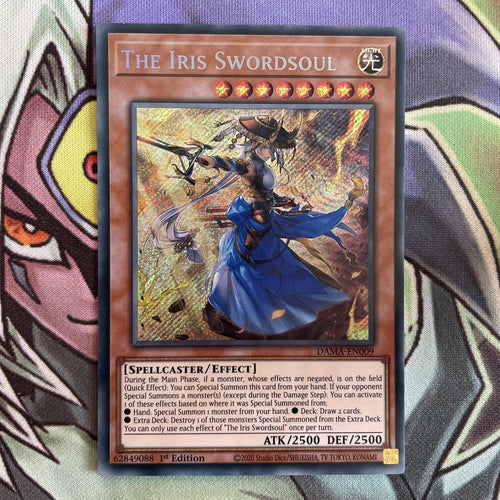 DAMA-EN009 The Iris Swordsoul Secret Rare 1st Edition NM Yugioh Card