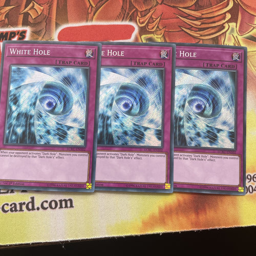 LCKC-EN102 x3 WHITE HOLE YUGIOH CARDS