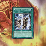 SD10-EN029 YUGIOH Machine Duplication Common 1st Edition LP
