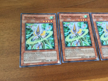 SOVR-EN029 3 x  Tuned Magician Common Yugioh Card (back)