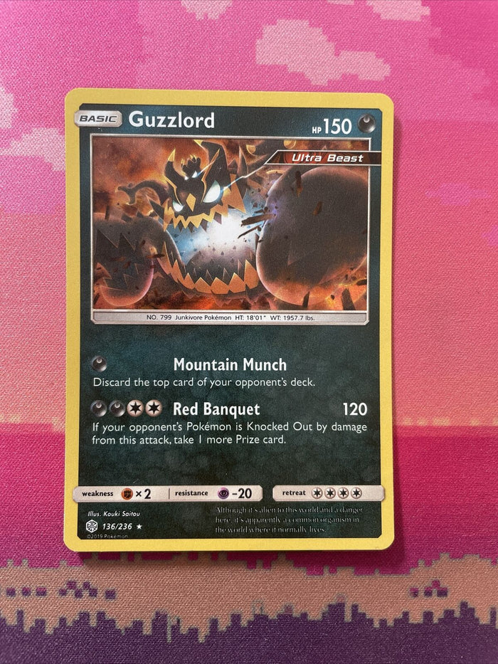 Pokemon Card Guzzlord Cosmic Eclipse Holo Rare 136/236 Near Mint