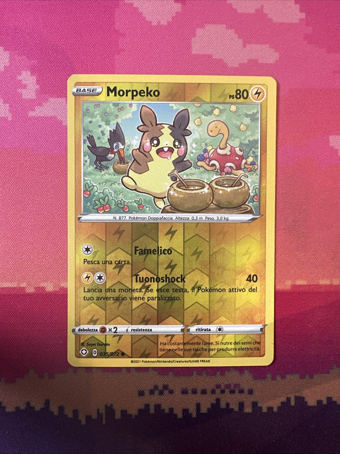 Pokemon Card Morpeko Shining Fates Reverse Holo 035/072 Near Mint